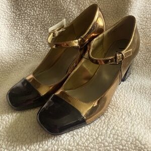 Worthington "Larcie" Gold and Black Chunky Heels with Strap Size 8.5 NWT